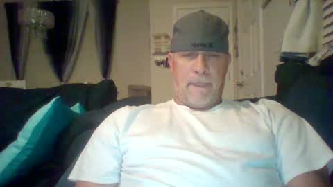 hotyummycock69 online show from September 9, 1:49 am