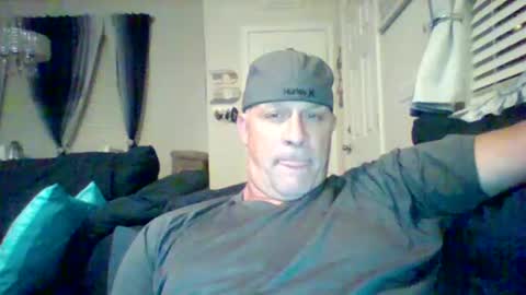 hotyummycock69 online show from September 12, 12:43 am