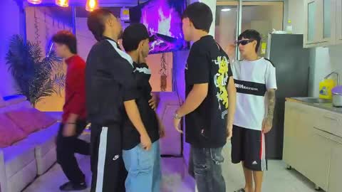 we are Harry Jersi pablo and our mod talco online show from April 12, 7:54 am