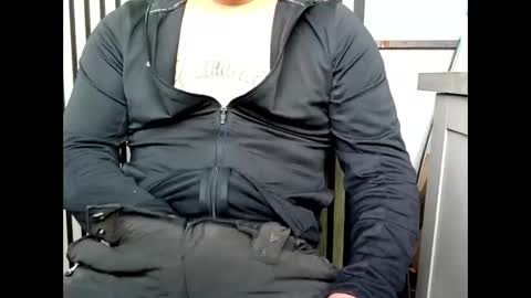 houskji8 online show from October 7, 7:34 am