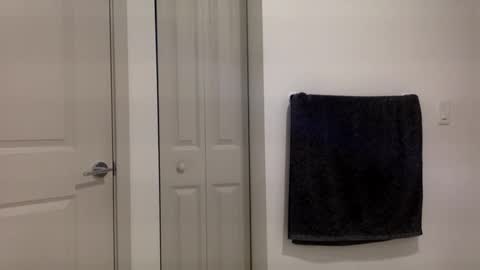 HugeBlast online show from October 13, 12:05 am