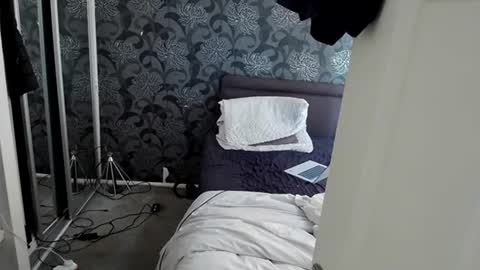hugedick1965 online show from July 7, 7:23 am