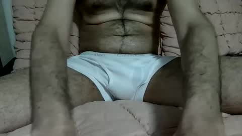 hugedick69101 online show from April 3, 1:13 am