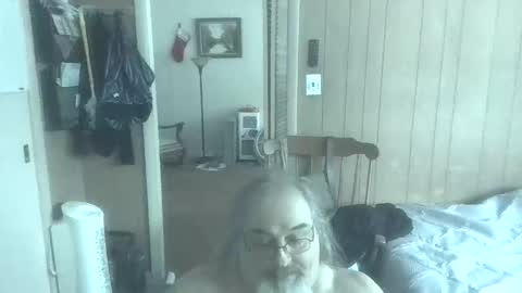 lonely huggy bear online show from February 24, 5:46 pm