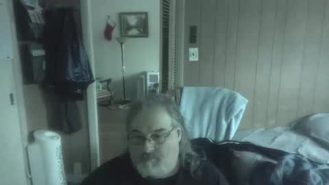 lonely huggy bear online show from March 28, 8:53 pm