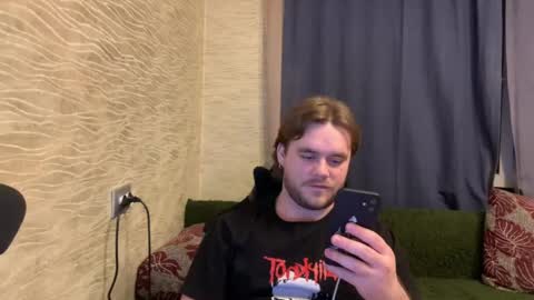 Hugo online show from April 21, 8:48 pm