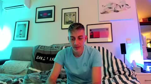 Hugo online show from December 7, 5:42 pm