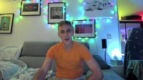 Hugo online show from December 20, 8:55 pm