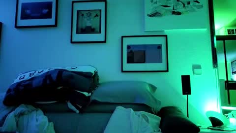 Hugo online show from February 10, 8:31 pm