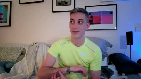 Hugo online show from February 17, 9:08 pm