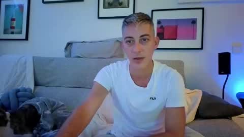 Hugo online show from September 28, 3:32 pm