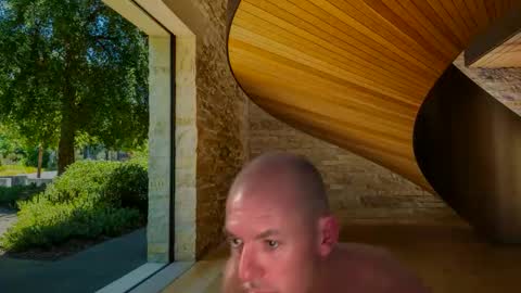 hungbull81 online show from June 10, 11:12 am