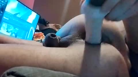 hungcanadian42098 online show from May 12, 6:22 am