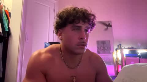 hungkingg22 online show from March 6, 12:32 am