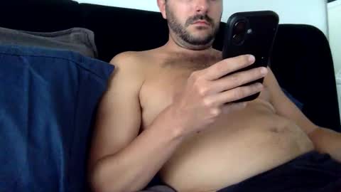 Snapshot of hungm4fun101 chatting on September 22, 1:43 pm hungm4fun101 online show from September 22, 1:43 pm