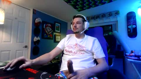 hungtxcock92 online show from December 22, 1:52 pm