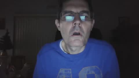 Snapshot of hunkmasclefad458 chatting on December 10, 5:17 am hunkmasclefad458 online show from December 10, 5:17 am