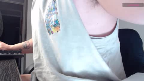   online show from April 3, 9:55 pm