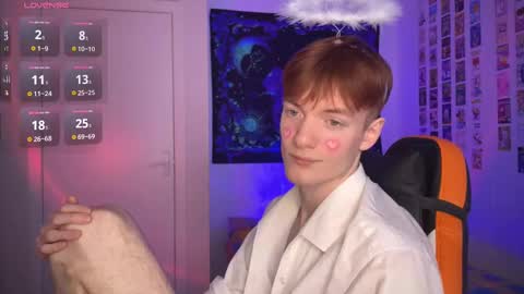 Snapshot of hunterrxxxhunter chatting on February 14, 1:29 pm Hunter online show from February 14, 1:29 pm