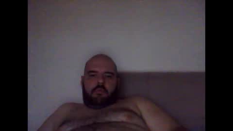 Snapshot of hustlehardd chatting on December 4, 2:15 pm hustlehardd online show from December 4, 2:15 pm