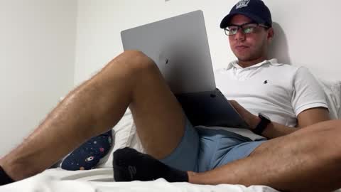 hvm20 online show from December 3, 11:00 pm