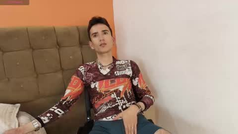 Iam Smith  online show from March 3, 9:10 pm