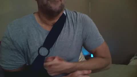 Snapshot of iamhereandnow chatting on February 11, 8:05 am iamhereandnow online show from February 11, 8:05 am