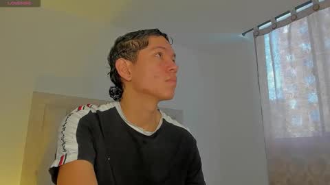 Juliiiiian online show from September 9, 12:37 pm