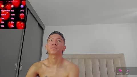 Juliiiiian online show from October 9, 11:48 am