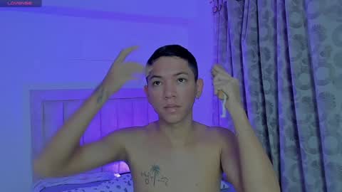 Juliiiiian online show from January 22, 11:23 am