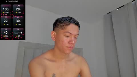 Juliiiiian online show from April 17, 11:57 am