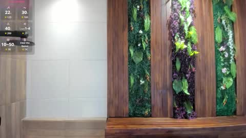 Ian Davis online show from September 20, 12:05 pm