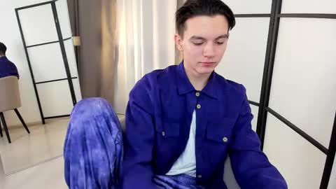 ian online show from February 26, 6:04 am