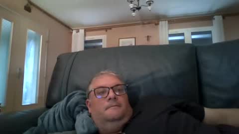 anonymouszz online show from July 14, 11:38 am