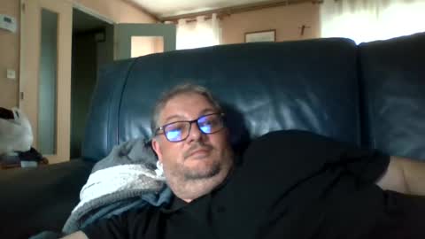 anonymouszz online show from June 18, 2:55 pm
