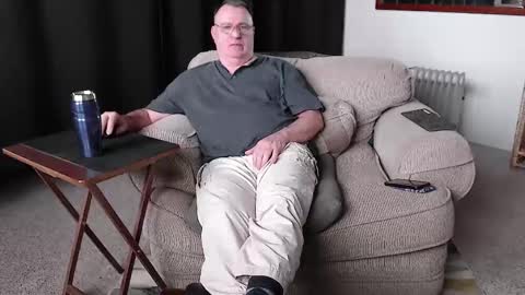 Snapshot of icihristopher chatting on February 18, 6:39 pm Christopher online show from February 18, 6:39 pm