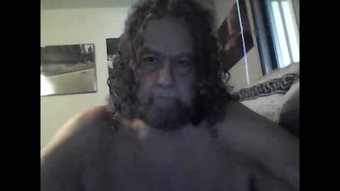 Snapshot of icu2try2xs2 chatting on February 20, 10:15 pm icu2try2xs2 online show from February 20, 10:15 pm