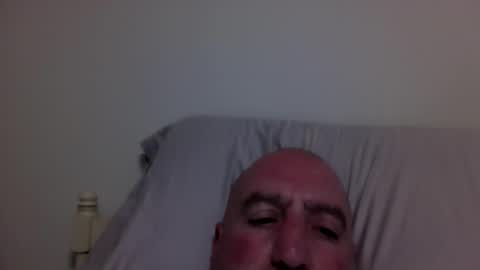 icumming online show from February 3, 4:32 am