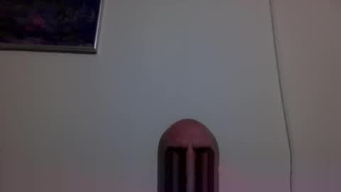 icumming online show from February 9, 4:06 am