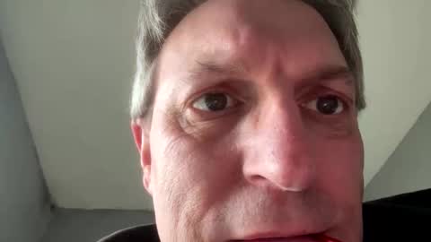 icums4u online show from March 15, 2:02 pm