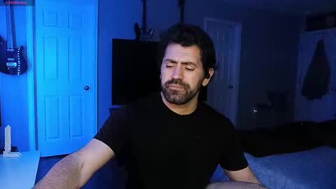 Snapshot of icy_ivy chatting on September 12, 3:28 am Ivan online show from September 12, 3:28 am