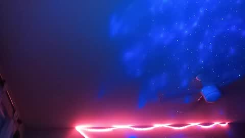 Snapshot of icy_ivy chatting on January 7, 8:05 am Ivan online show from January 7, 8:05 am