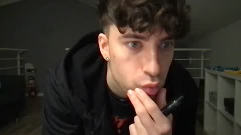 icyninesix online show from January 24, 9:37 pm