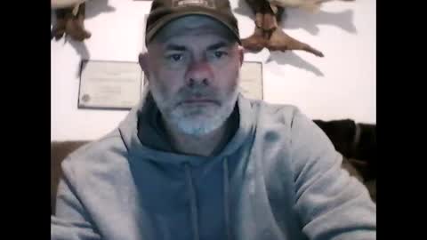 Snapshot of idkwhyidothis348732 chatting on February 18, 11:08 pm idkwhyidothis348732 online show from February 18, 11:08 pm