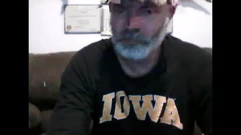 Snapshot of idkwhyidothis348732 chatting on January 22, 11:12 am idkwhyidothis348732 online show from January 22, 11:12 am