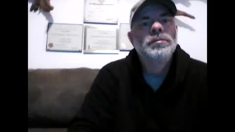 Snapshot of idkwhyidothis348732 chatting on February 25, 11:19 am idkwhyidothis348732 online show from February 25, 11:19 am