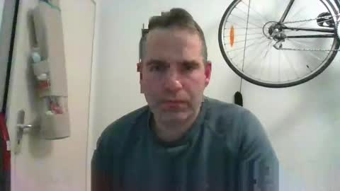 idontknowwhy1 online show from January 13, 10:35 pm