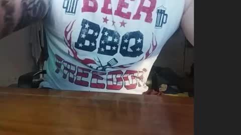 Snapshot of ifitsgoodmakeitbetter chatting on October 8, 7:46 am ifitsgoodmakeitbetter online show from October 8, 7:46 am