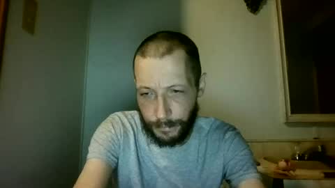 iggy617 online show from June 12, 5:06 am