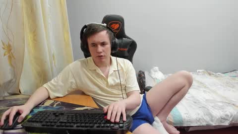 iliaskris online show from February 1, 7:12 pm